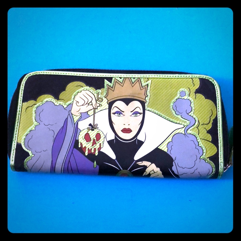 Disney Snow White Evil Queen Wallet
